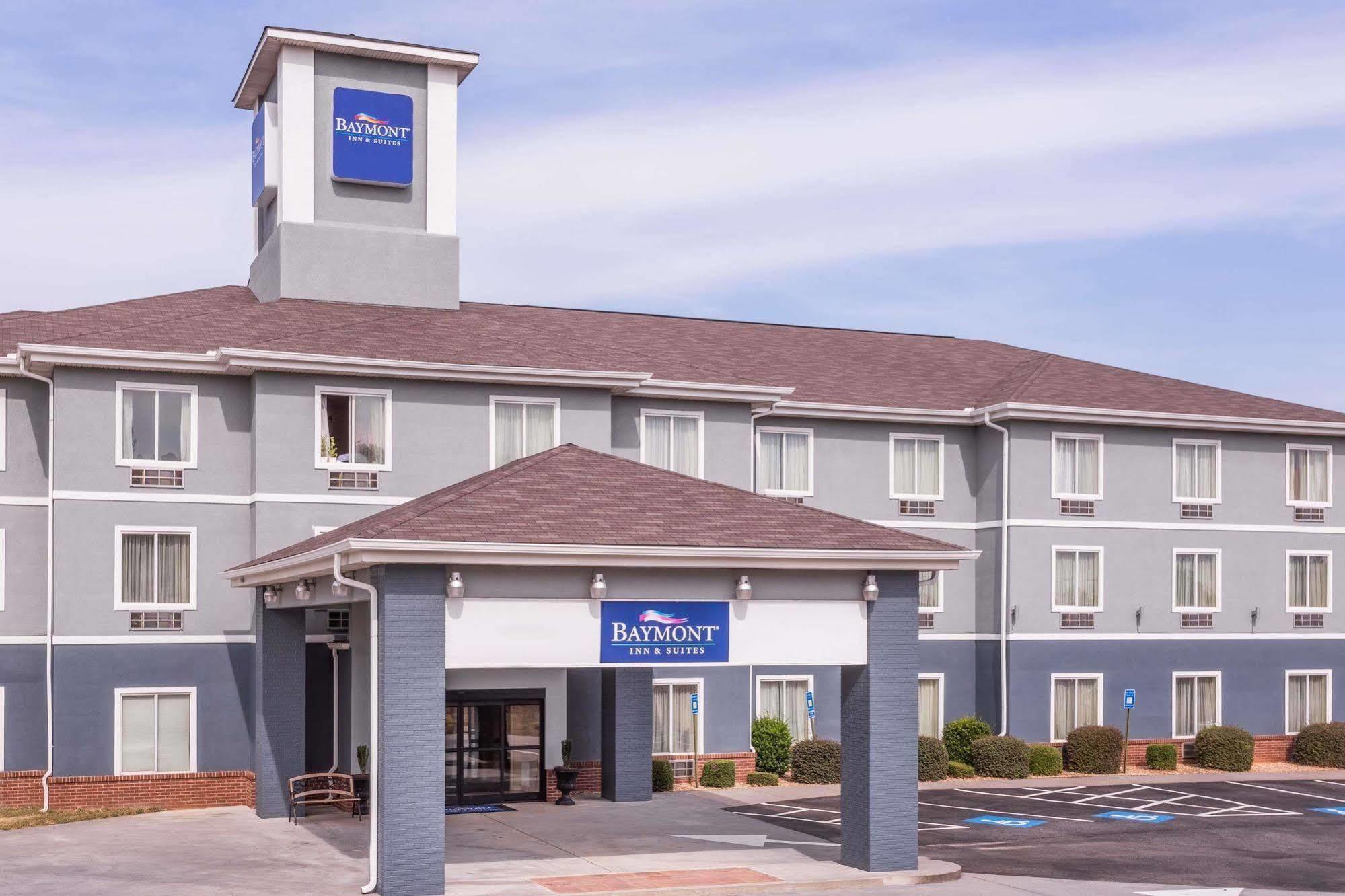 Baymont By Wyndham Cartersville Exterior photo
